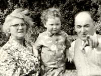 Alice Robinson (nee Fail) with Nora Robinson's son Paul & William Robinson